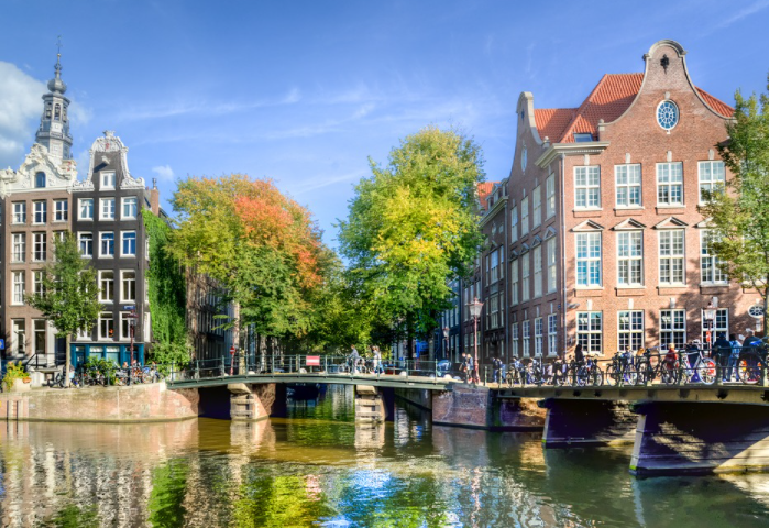 Guide to Traveling on a Budget in Amsterdam